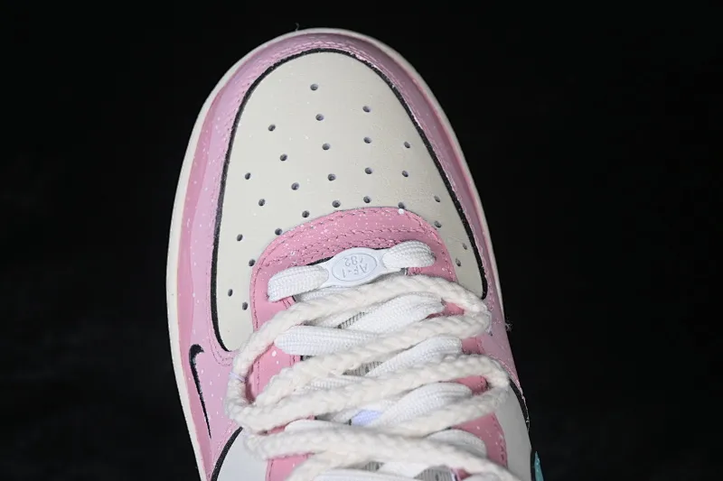 All categories Nk Air Force 1 Air Force series Nk Air Force 1 Low Air Force low-top Nike Air Force 1'07 Low "Sweetheart Cream" Hand-painted graffiti Sweetheart Cream Air Force 1 low-top casual sneakers FB1839-919